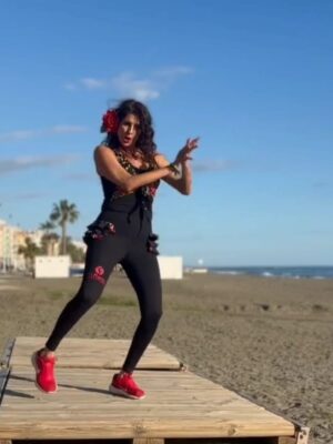 197 COREOGRAFÍA CHICAS GUERRERAS Anais Martín,Ian Carla Las Rodes & Las Zarzanas